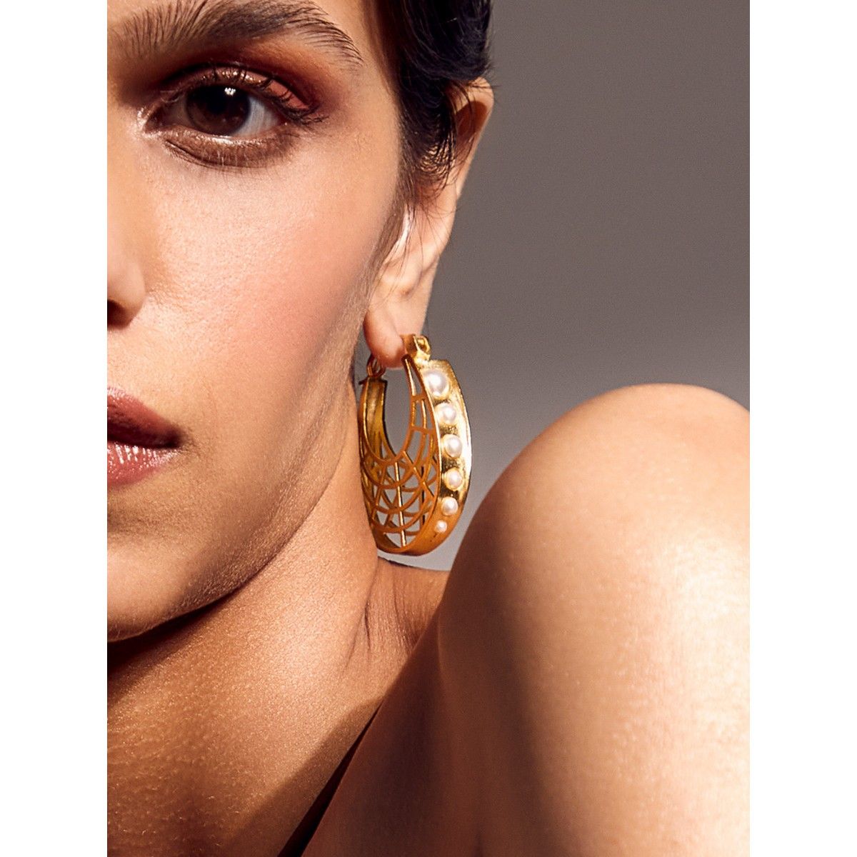 Ethnic Andaz Aloka Hoops Earrings Gold Buy Ethnic Andaz Aloka Hoops