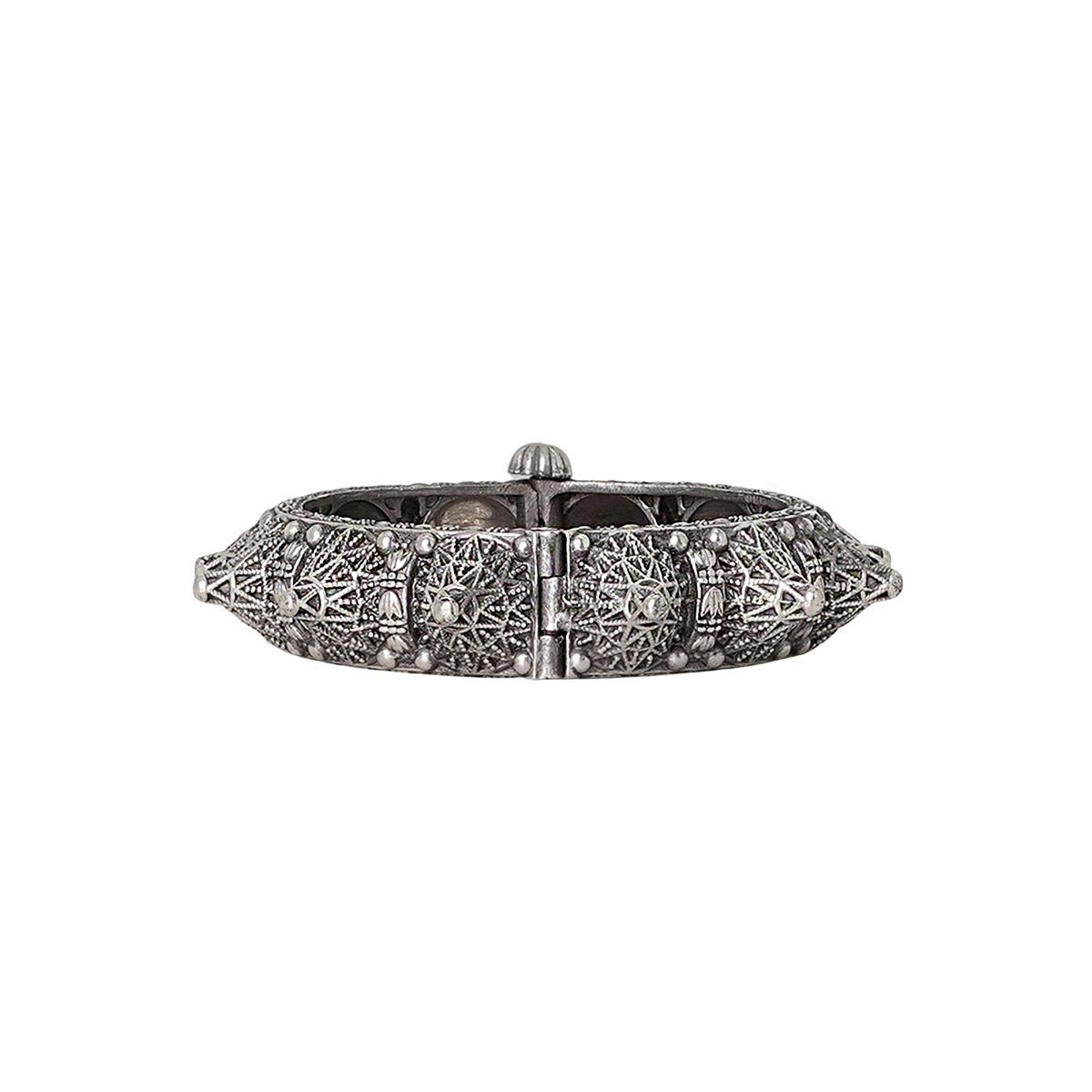 Teejh By Joker And Witch Pahal Silver Oxidised Bangle For Women Buy