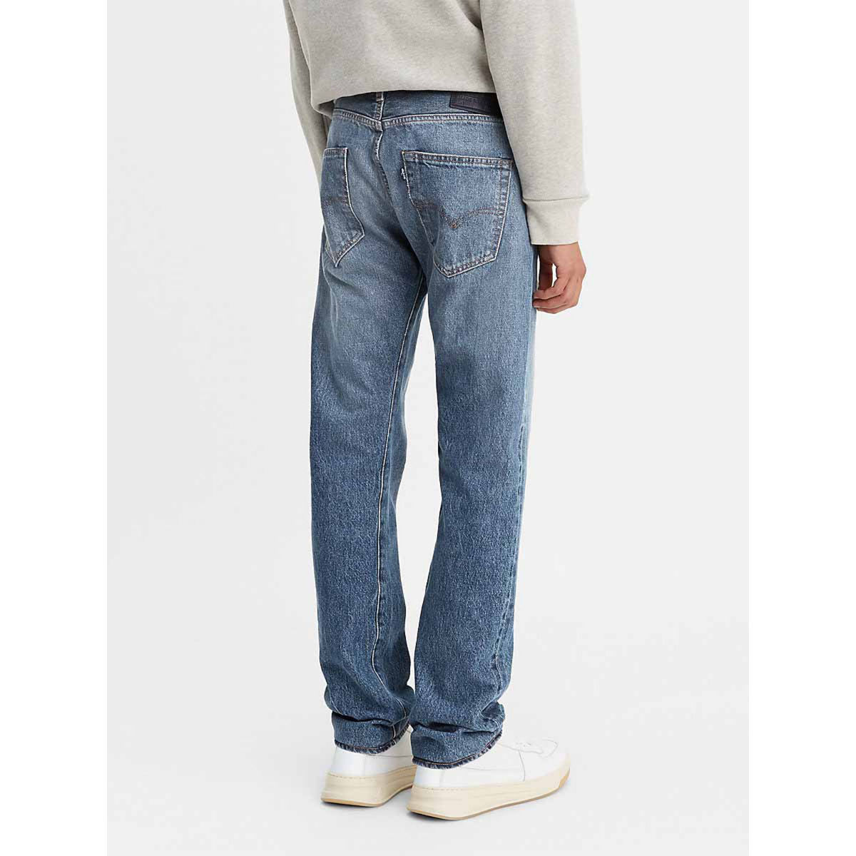 Buy Levi S Men Blue Straight Fit Jeans Online