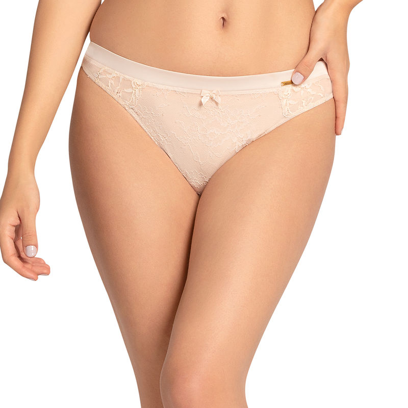 Amante Eternal Bliss Low Rise Lace Thong Panty Angel Wing Beige