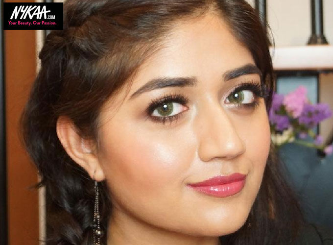 Ankitas Tips To Master Dewy, Glowing Winter Makeup - 1