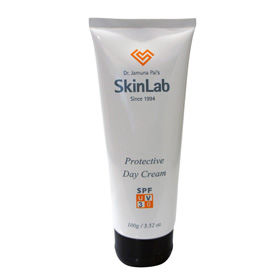 In Review: Dr Jamuna Pais Skin Lab Range - 30