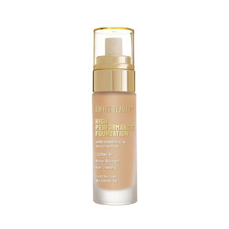 Swiss Beauty High-Performance Foundation With Vitamin C & Niacinamide