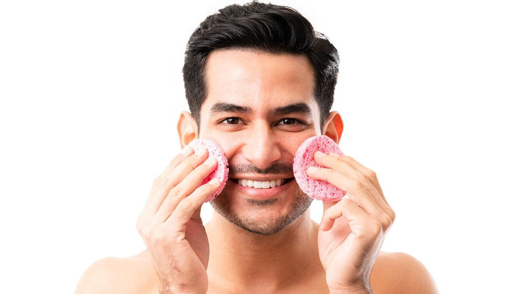 Goodbye, Greasy Skin: Discover The Best Men’s Face Wash for Oily Skin