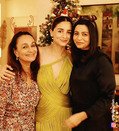 Alia Bhatt, Shaheen Bhatt, and Soni Razdan wearing nude lipstick
