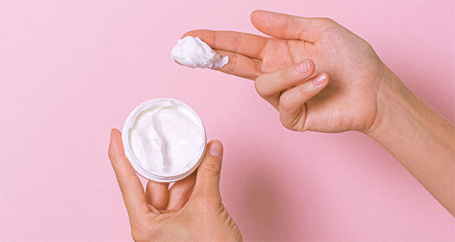 Here’s How To Apply Moisturiser The Right Way For Max Benefits