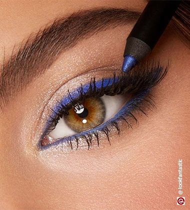 how to apply eyeliner correctly - glitter or coloured eyeliner
