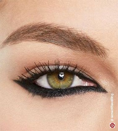 types of eyeliner - reverse winged liner
