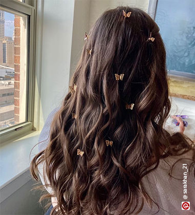 Hairstyle with Y2K accessories
