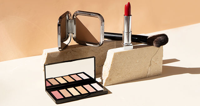 The Ultimate Guide To Nude Makeup For Elegance