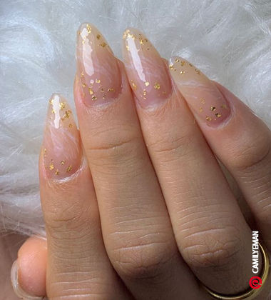 Marble Glitter Nail Art