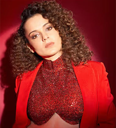 Loose Curls Hairstyle
