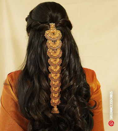 Accessorised Hairdos for straight hair
