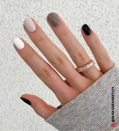 matte nail art ideas - water droplets