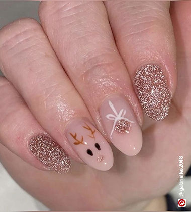 Muted Sparkle Christmas Nail Art