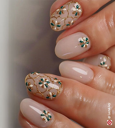 Intricate Christmas Nail Art