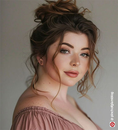 hairstyles for people with round face - voluminous bob
