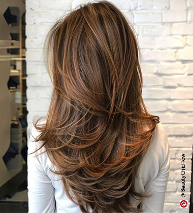 hairstyle for layered hair - V-shaped layers