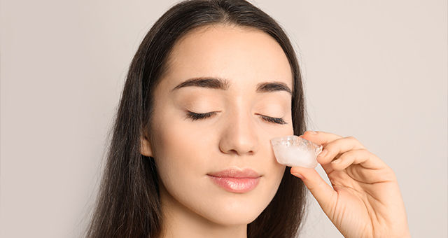 Know the Benefits of Ice on Face for Glowing Skin 