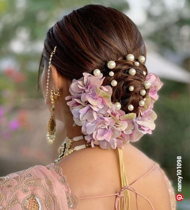 hairstyle for saree short hair - gajra bun for saree