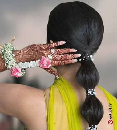 modern trendy hairstyle for saree - bubble ponytail
