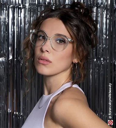 makeup trend for gen-z office goers
