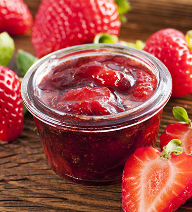 DIY Lip Scrubs – Strawberry Puree