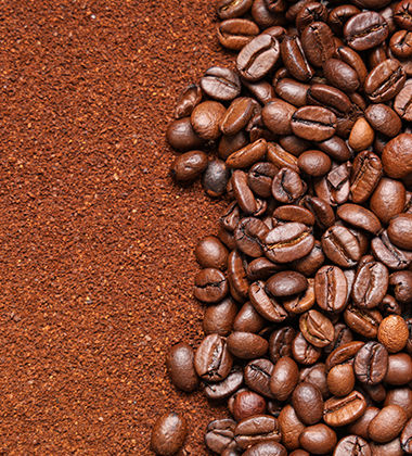 DIY Lip Scrubs – Coffee Powder