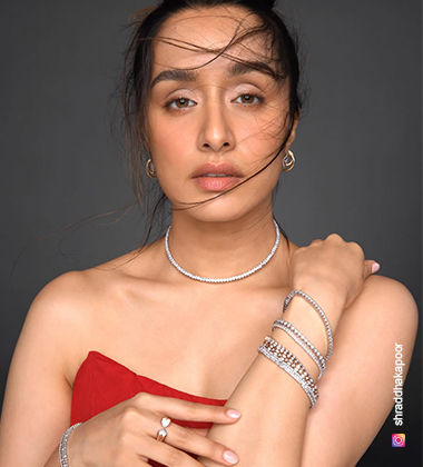 Shraddha Kapoor’s lip combo