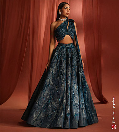  reception look for bride in lehenga