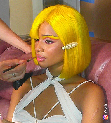  woman with yellow hair