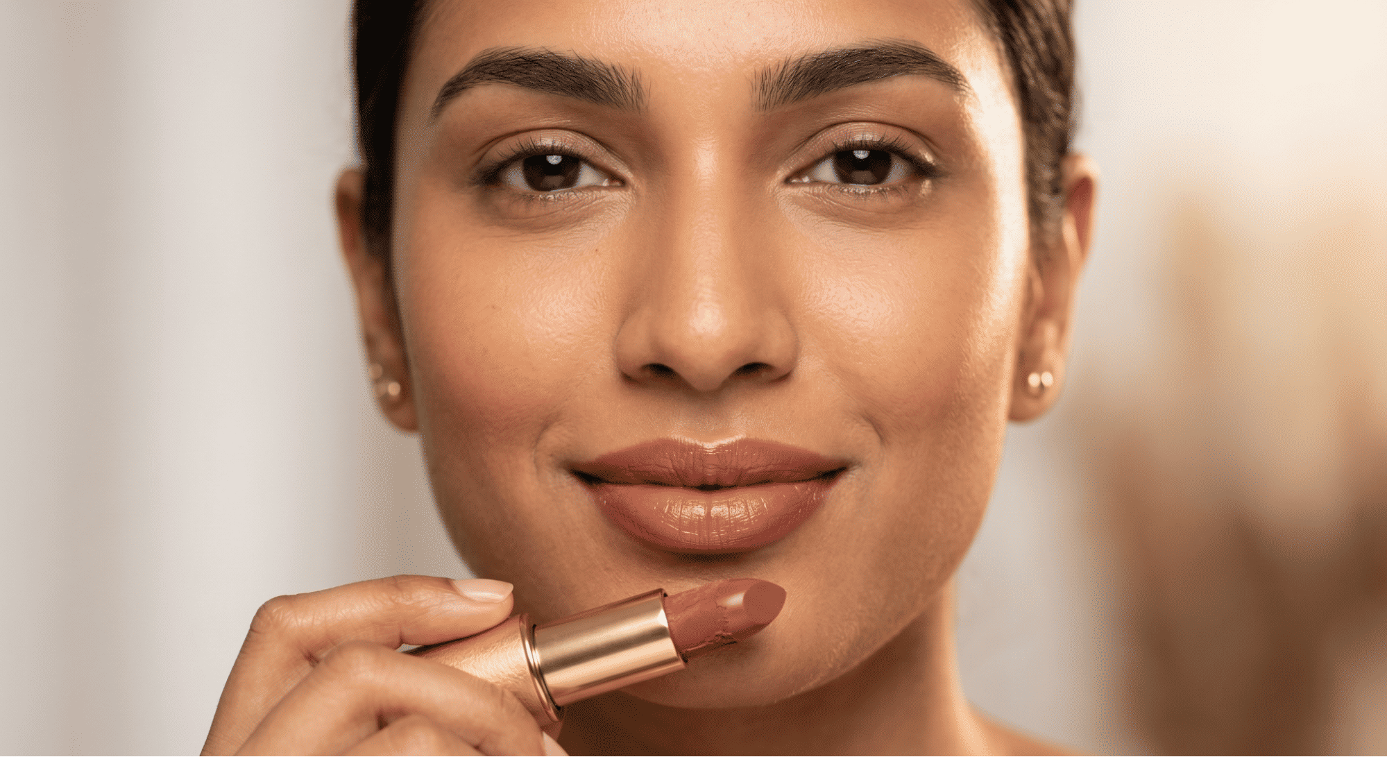 How to Find Lipsticks for Dry Lips That Feel Soft and Comfortable