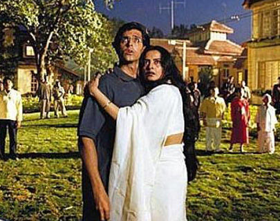 11 On Screen Bollywood Mom and Son Duos We Heart! - 10