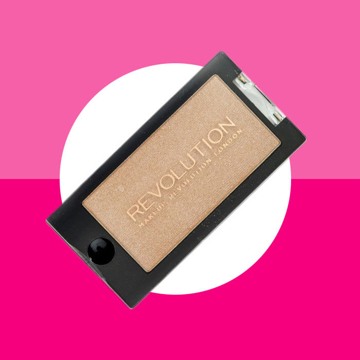 How to use eyeshadow- eyeshadow mistake 1