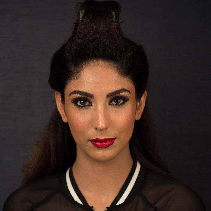 Bharat Godambe shows you how to look like a Sabyasachi bride - 7