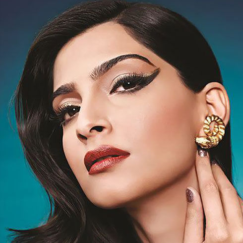 Sonam Inspired Bold Eyeliner Looks - 2