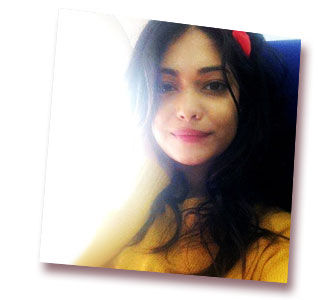 New Pantene Oil Replacement: Bid Adieu to the Hassles of Hair Oiling, NOW - 4