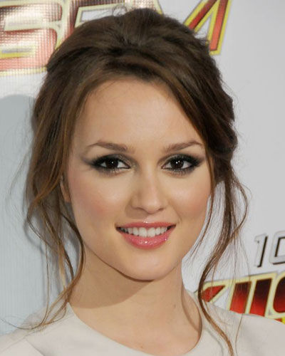 Beauty Looks For Bucket List Destinations - 6