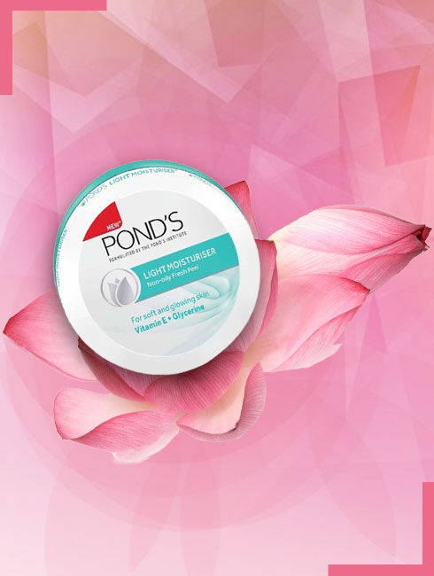 Introducing Ponds Light As Silk Moisturizer - 1