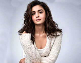 Quiz O Clock: Which Bollywood Beauty Personality Are You - 4