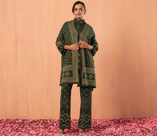 Indya Green knitted shrug