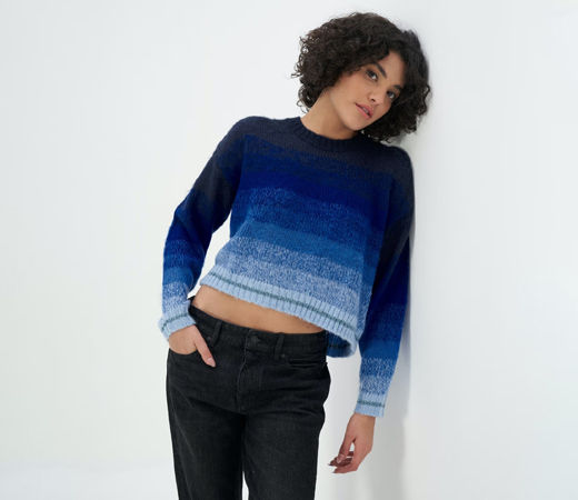 American Eagle Women Blue Boxy Striped Sweater