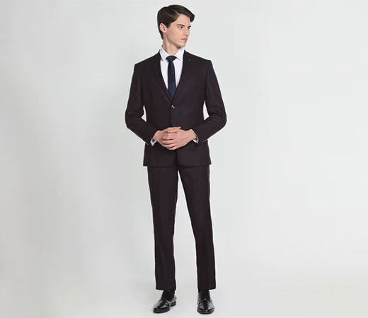 Arrow Patterned Knit Zero Calorie Fit Two Piece Suit