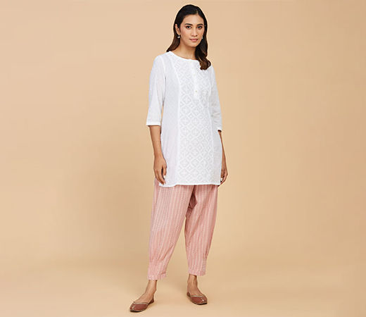 Fabindia White Cotton Chikankari Short Kurta