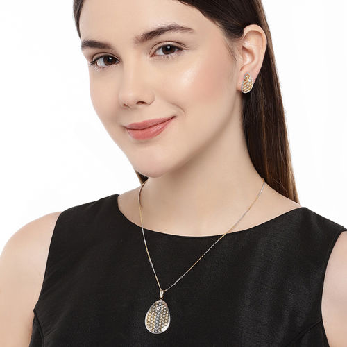 Accessher Gold Plated Pendant Set Buy Accessher Gold Plated Pendant Set Online At Best Price In India Nykaa Nykaa has successfully transformed their business to meet customer needs. accessher gold plated pendant set