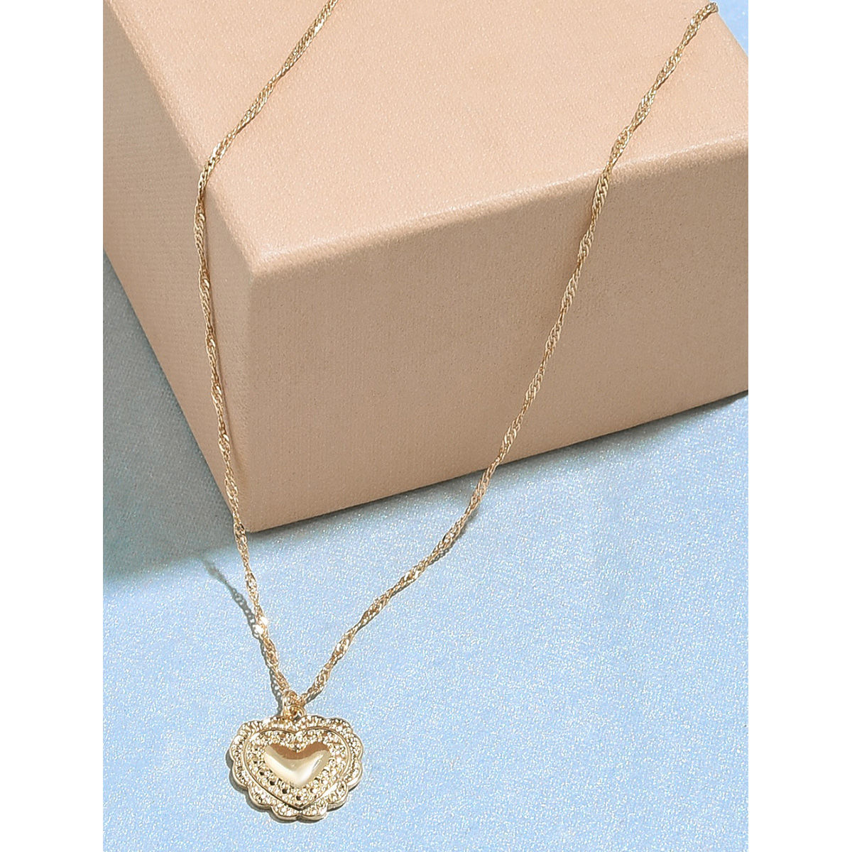 Accessorize online heart necklace