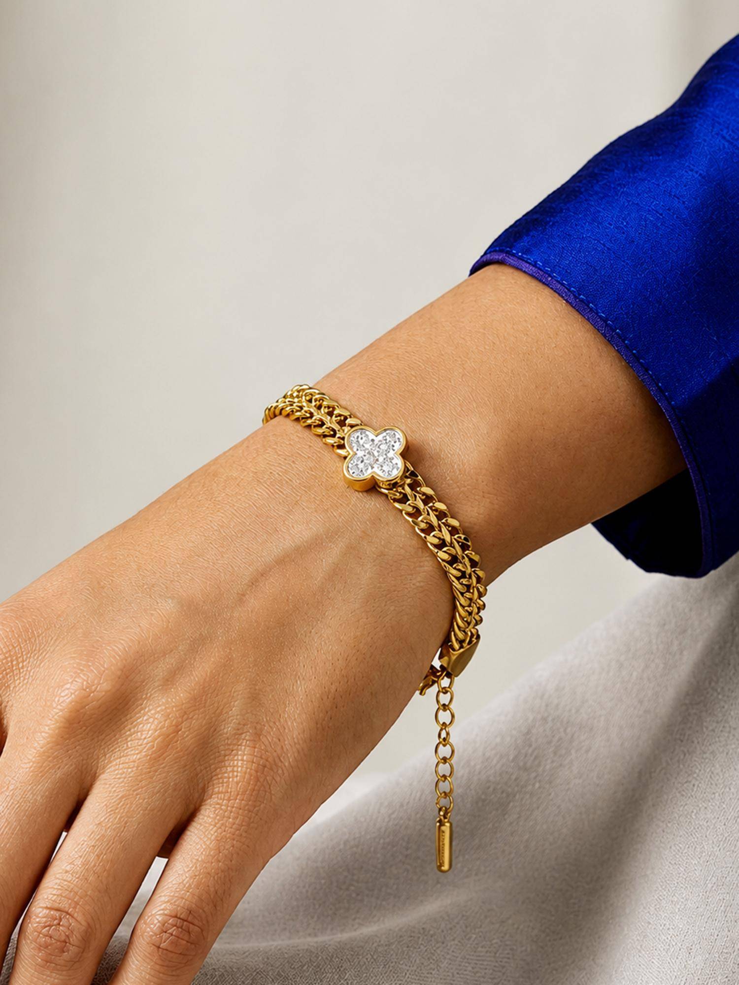 ARTKLIM Crystal Clover Double Chain Gold Anti-Tarnish Bracelet