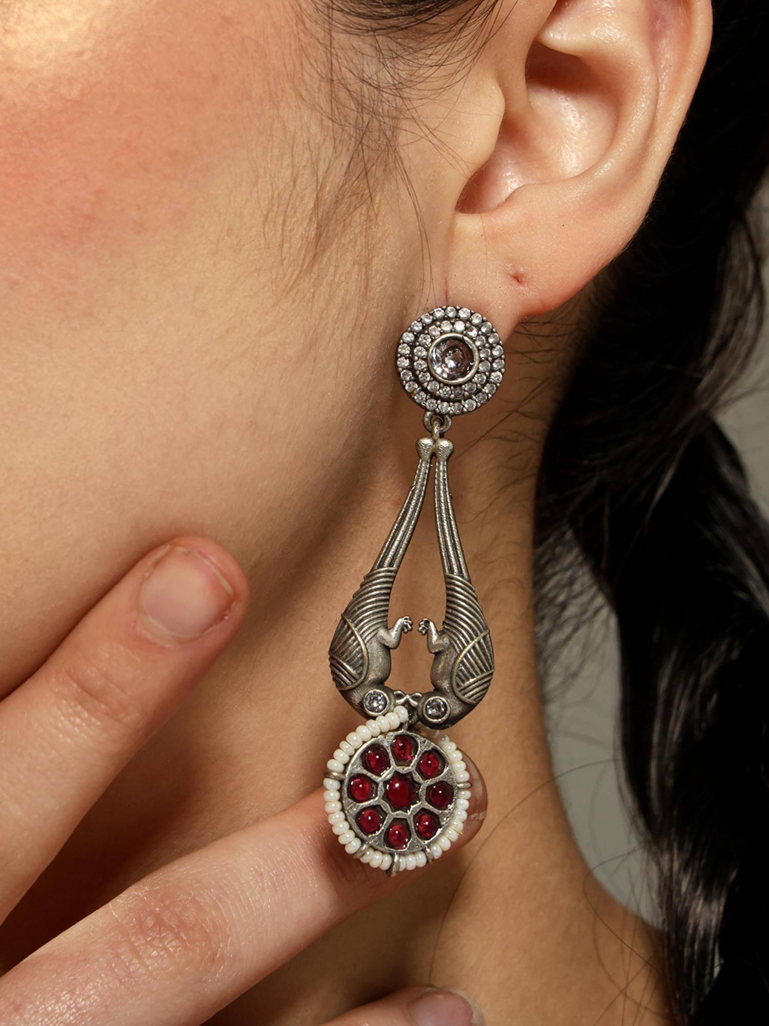 VENI Silver Plated Oxidised Drop Earrings