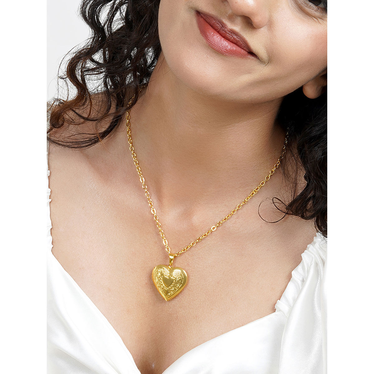 Bold Love Heart Pendant | Radiant Bay