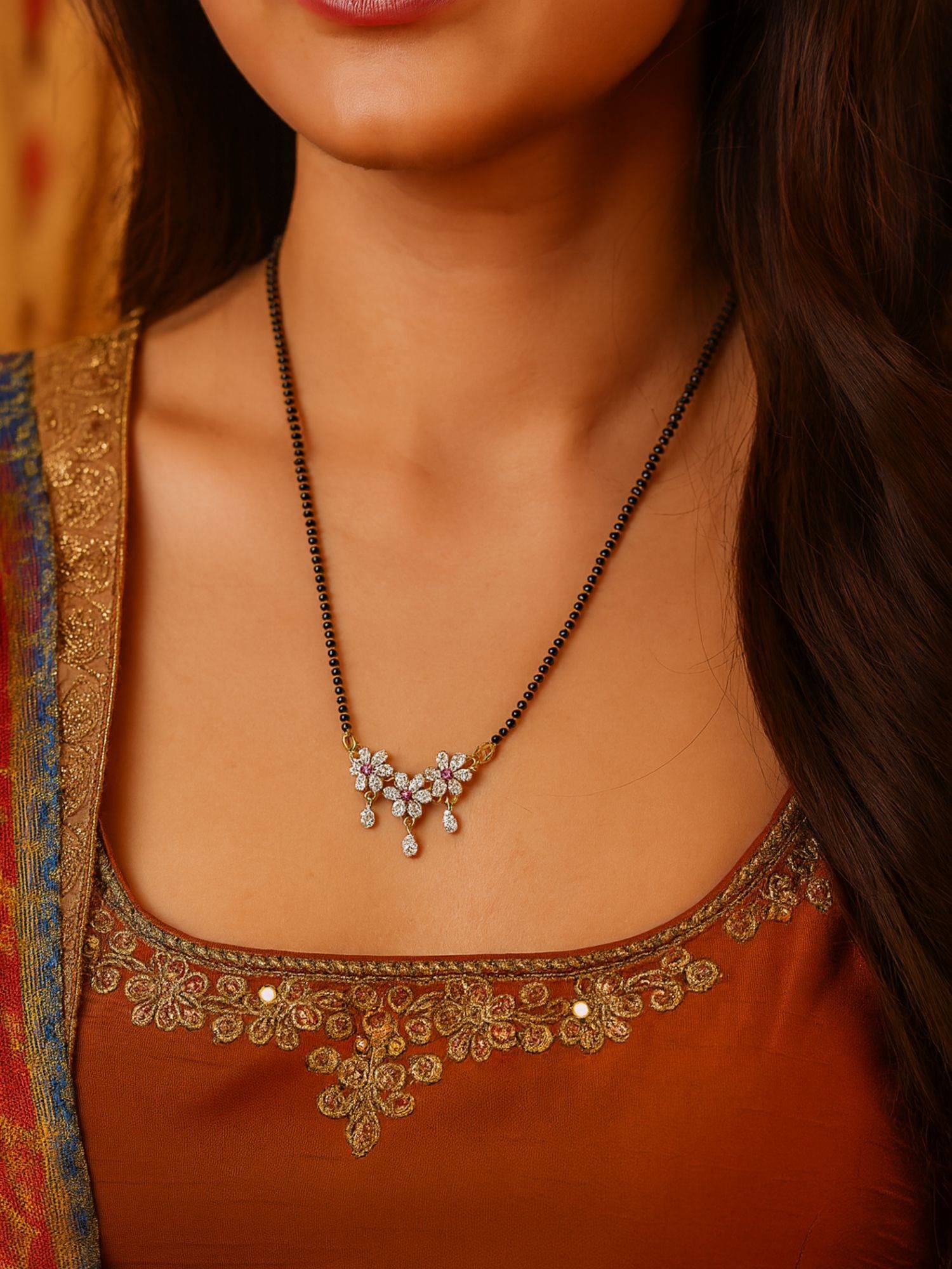 Digital Dress Room Elegant Gold Plated Diamond Flower Pendant Design Mangalsutra